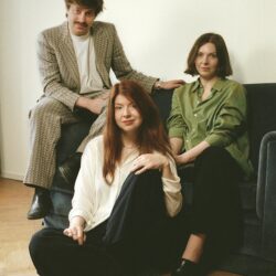 Frontaal: Joost Oomen, Yentl van Stokkum, Stefanie Liebreks en meer!
